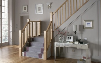 Ajouter un tapis sur un escalier en bois